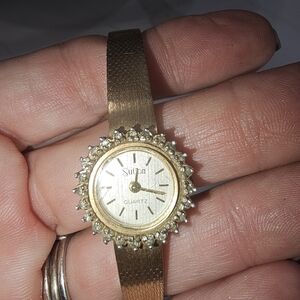 Gold Women's Quartz Watch